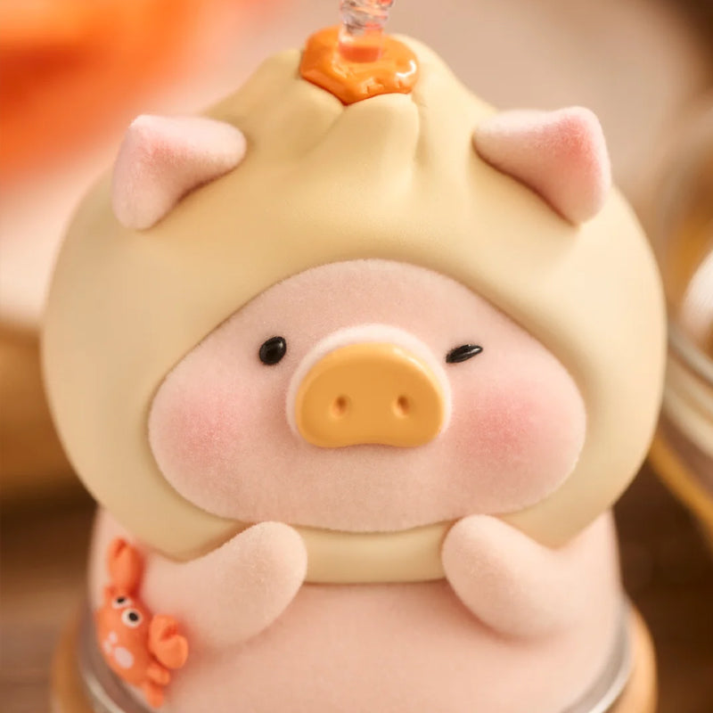 LULU THE PIGGY Crab Roe Bun Hanging Card