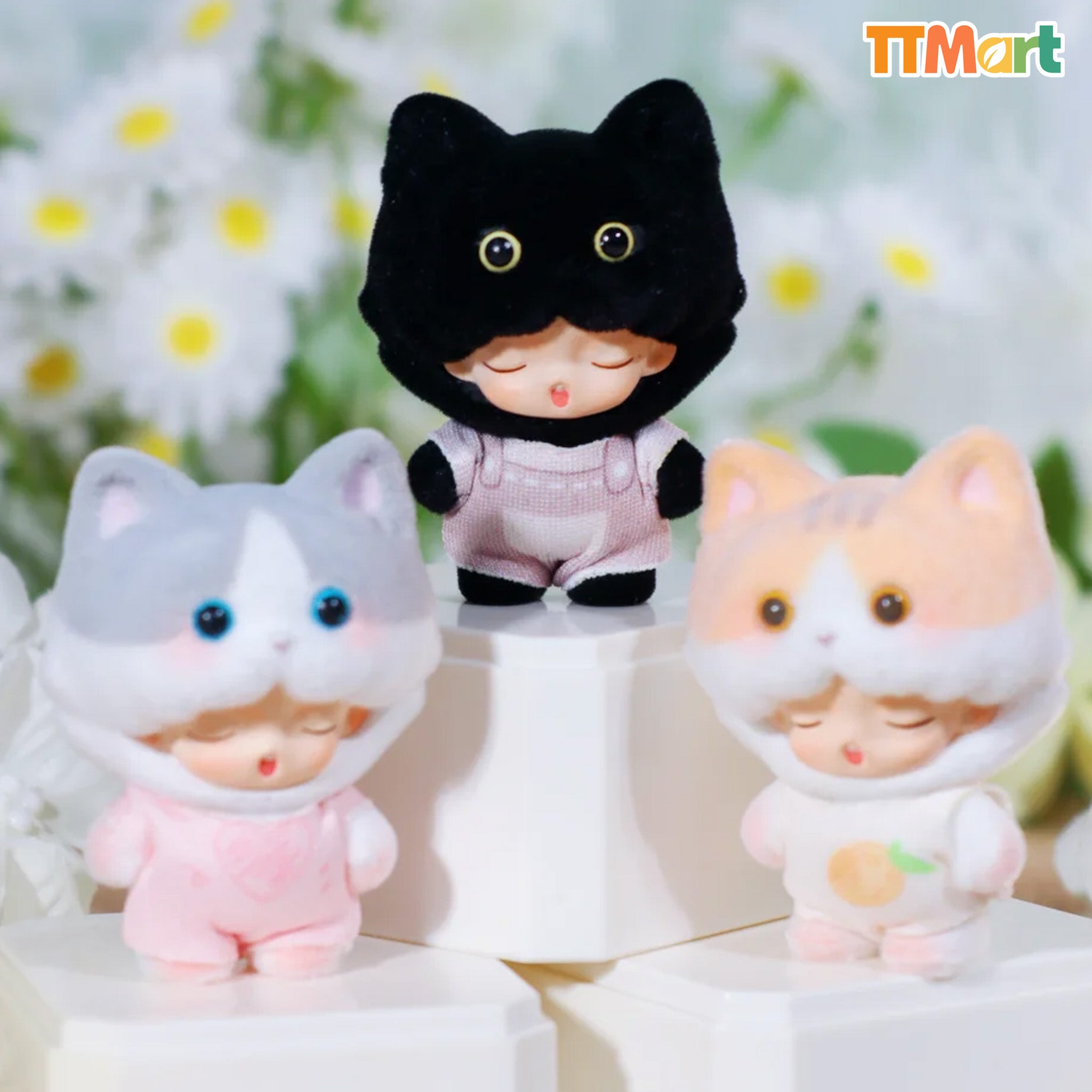 YUMO Cute Pet Family Mini Series Blind Box