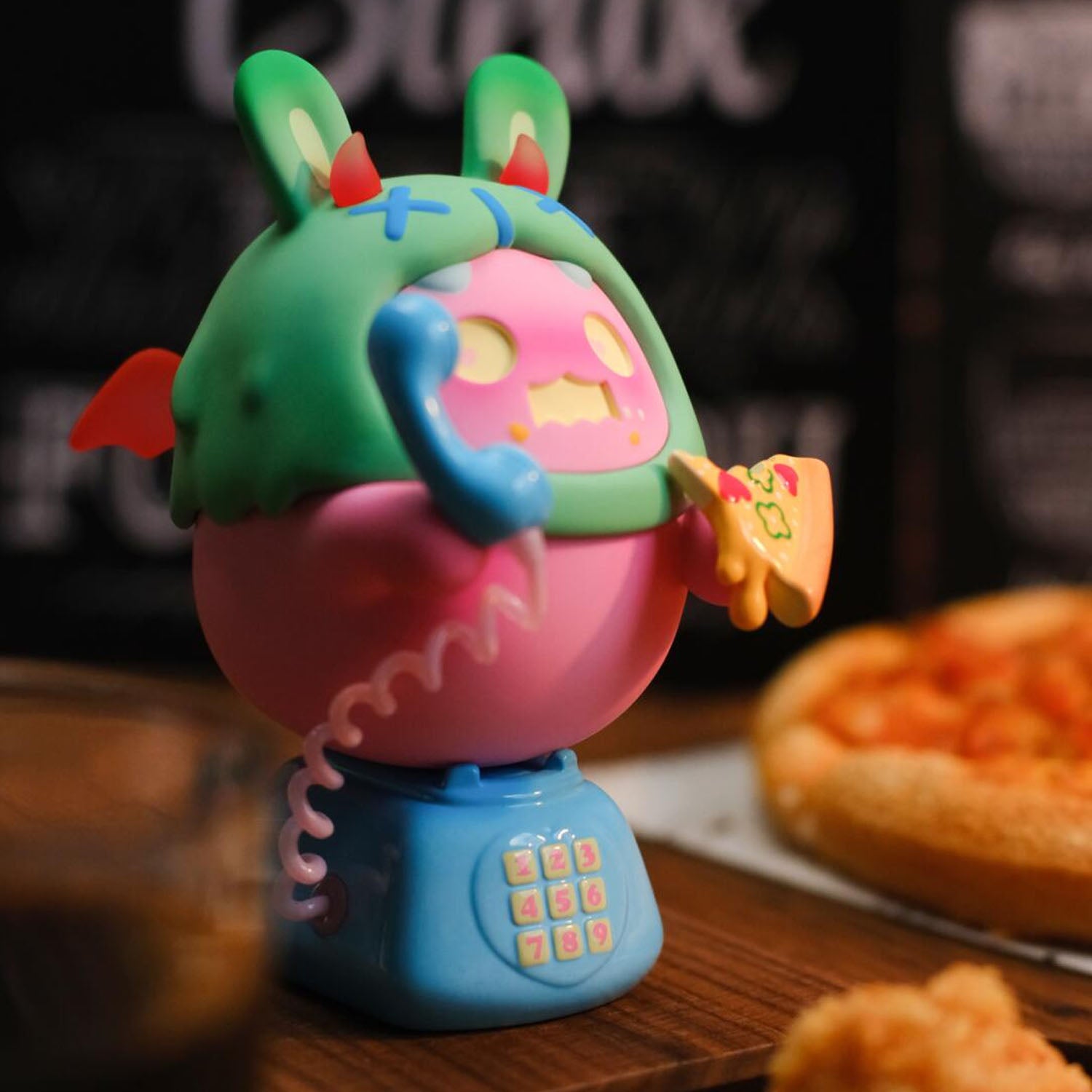 【F.UN】SHINWOO Pizza Devil Bunny 150% Big Figure