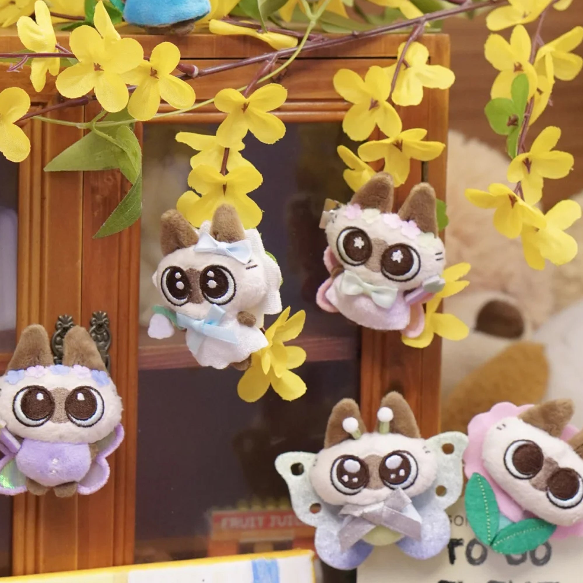 AZUKISAN Wonderful Garden Hair Clip Blind Box