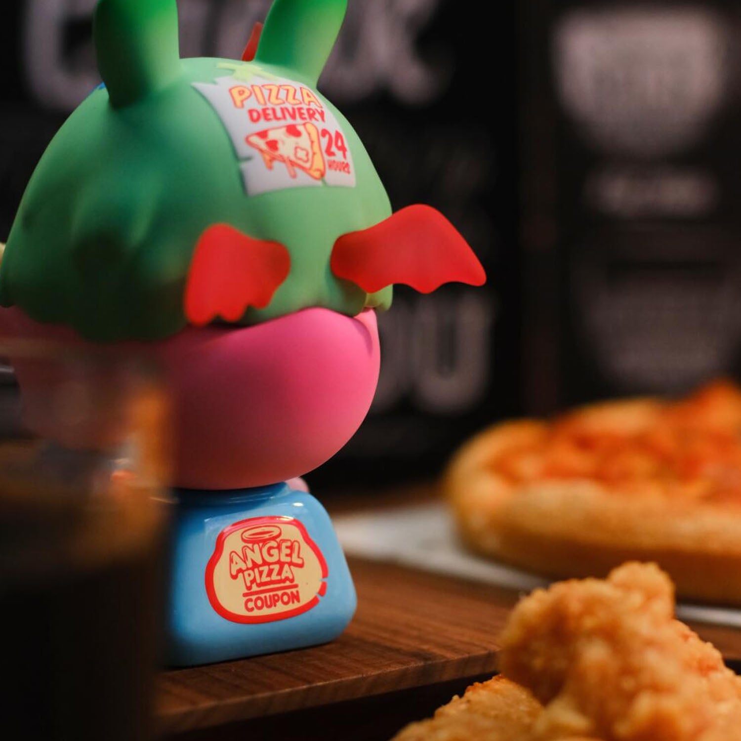 【F.UN】SHINWOO Pizza Devil Bunny 150% Big Figure