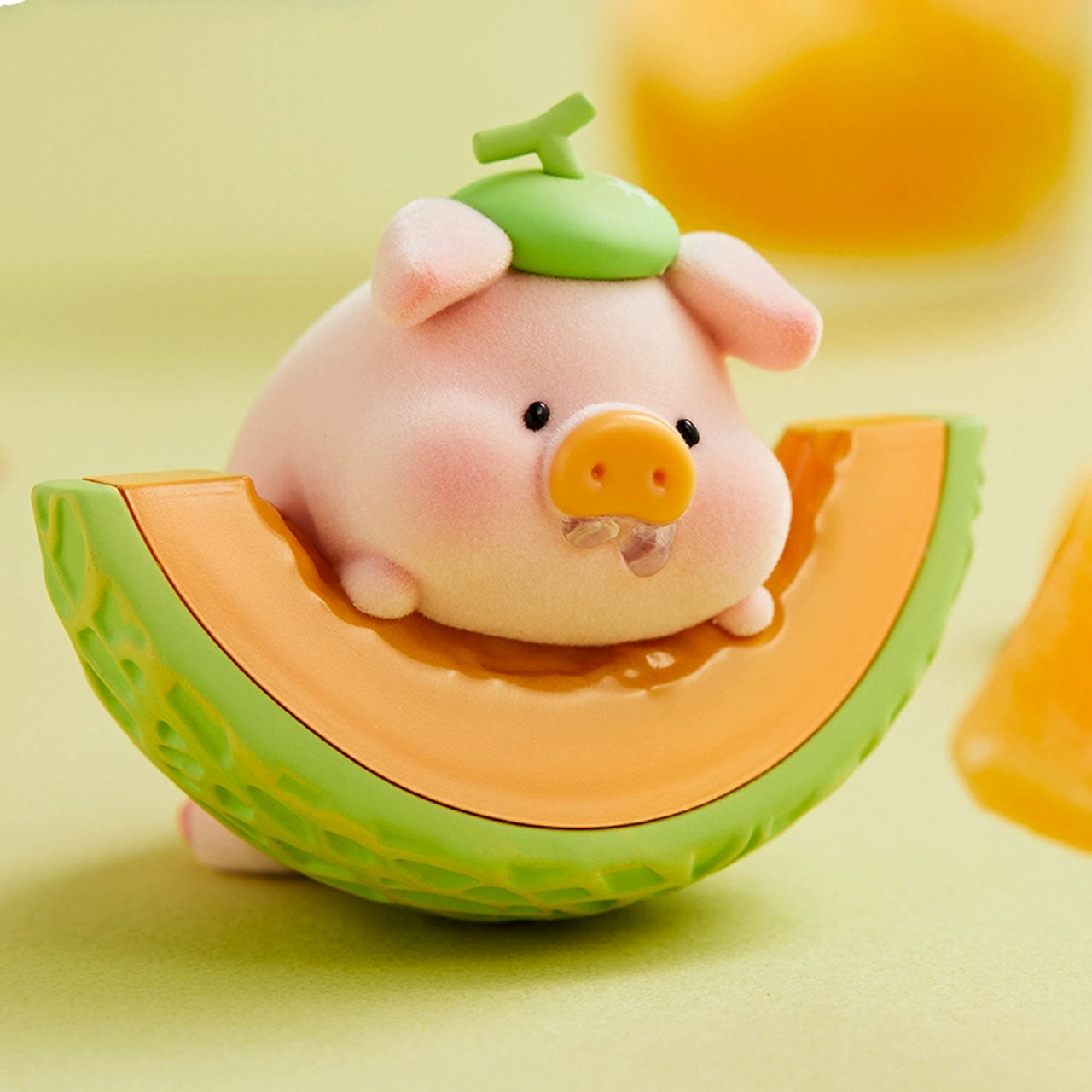 LULU The Pig Fruit Series Hanging Card